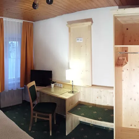 בית הארחה Zur Oelmuehle 3*